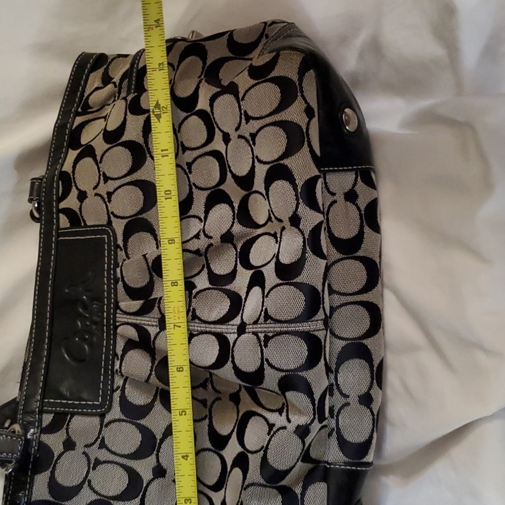 Coach Purse - Picture 16 of 16